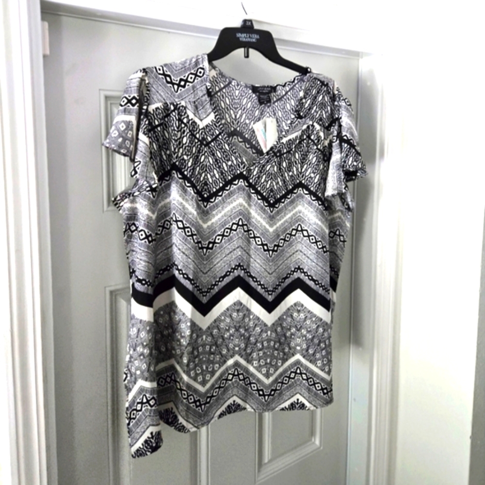 Plus size 3x Blouse - Short sleeve - NEW